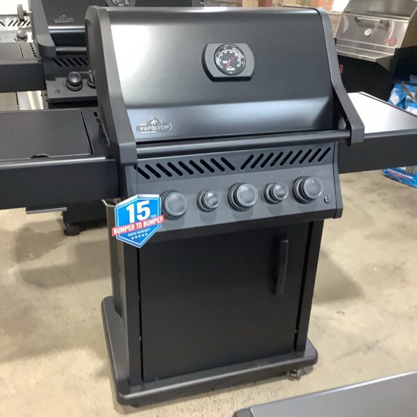 Napoleon Phantom Rogue® Se 425 Gas Grill With Infrared Side And Rear Burner, Flat Black – Propane