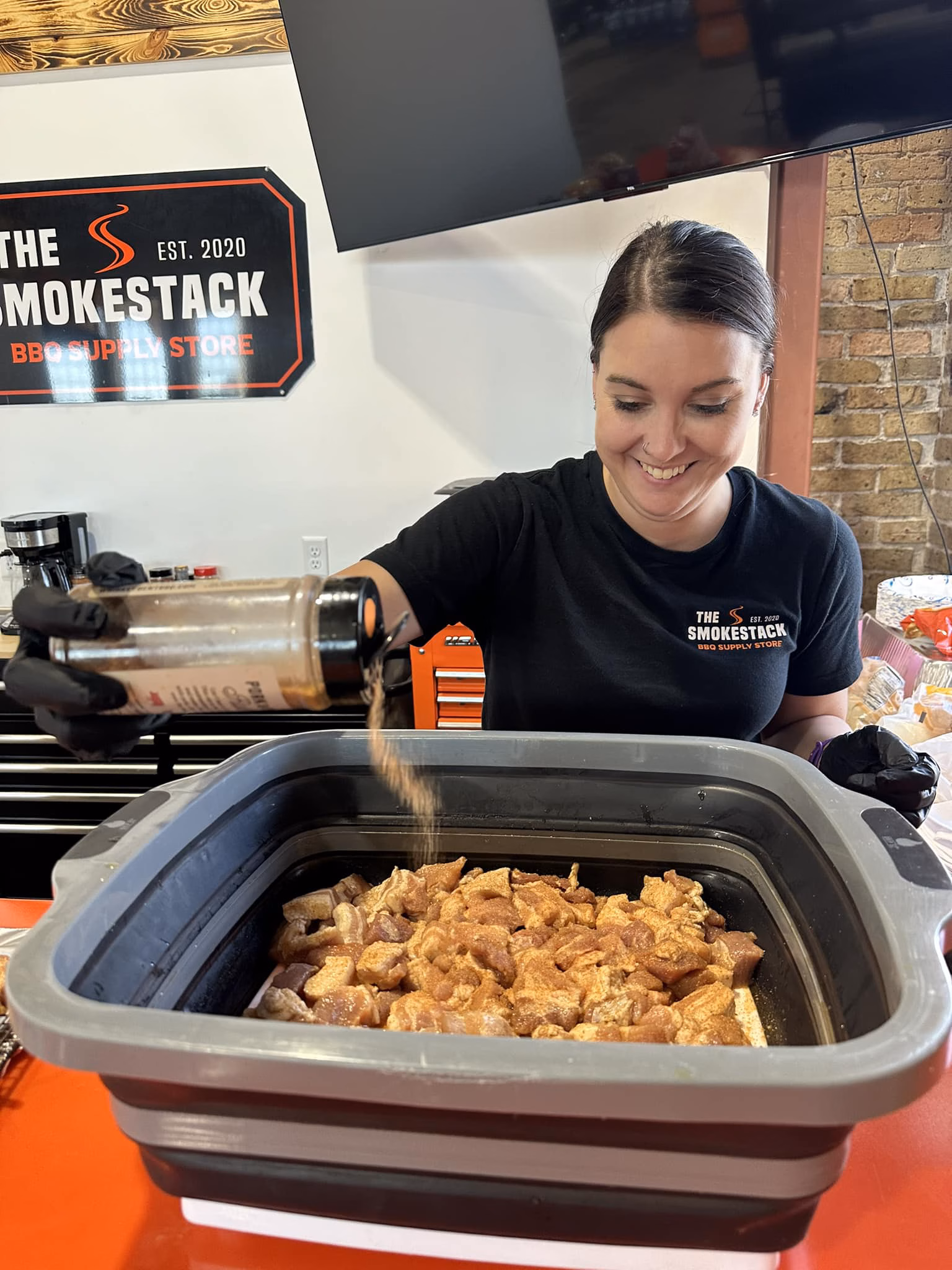 Smokestack Bbq Store 04